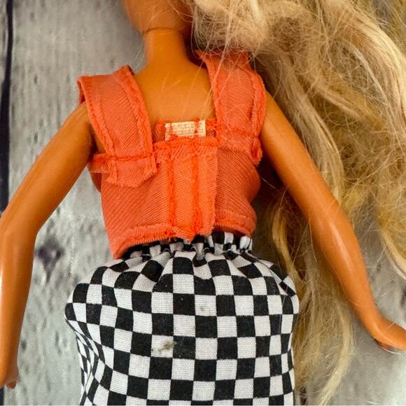 Vintage Skipper Barbie Doll - Picture 5 of 6